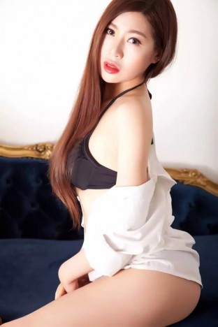 Amazing Taiwanese Escort Girl Monica Charming Girl Dubai