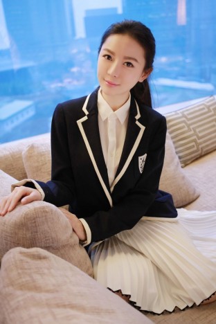 Deluxe Upscale Escort Companion Ari Sweet Personality Hong Kong