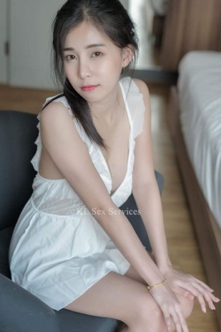 Enjoy The Pleasure And Good Company Escort Monica Kuala Lumpur