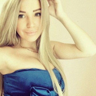 Celin Stunning Blonde Escort Anal Sex Strapon Striptease Dubai