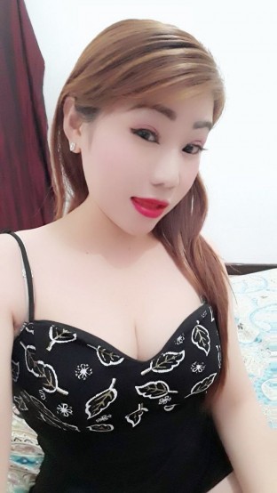 Sexy South Korean Escort Shina French Kissing GFE Nuru Massage Oral Sex Abu Dhabi