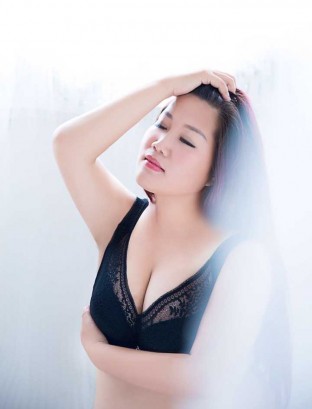 Kirstina OWO Incall Outcall Escort Body To Body Erotic Massage Abu Dhabi