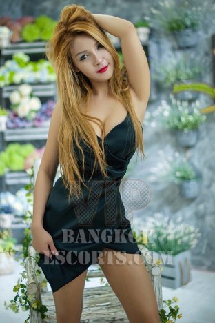 Amazing Sex With Charming Escort Babe Chacha Enjoy The Moment Together Bangkok