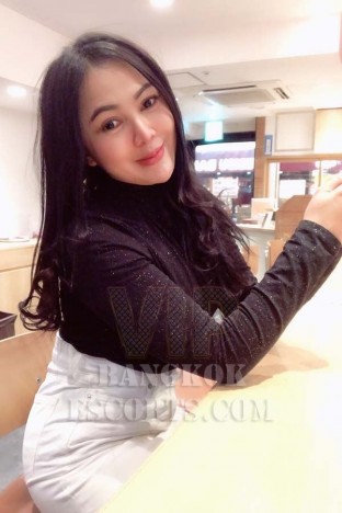 Stunningly Attractive Escort Lady Memo GFE Full Service Bangkok