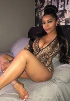 Horny Escort Emelia Lap Dance Girlfriend Experience Dubai