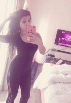 Noor Pakistani Escort Deep Throat Face Sitting Fingering Dubai