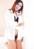 New Girl Singaporean Escort GFE, Massage Muscat