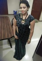 Incall Outcall Escort Beauty Shivani Very Gorgeous Babe Abu Dhabi